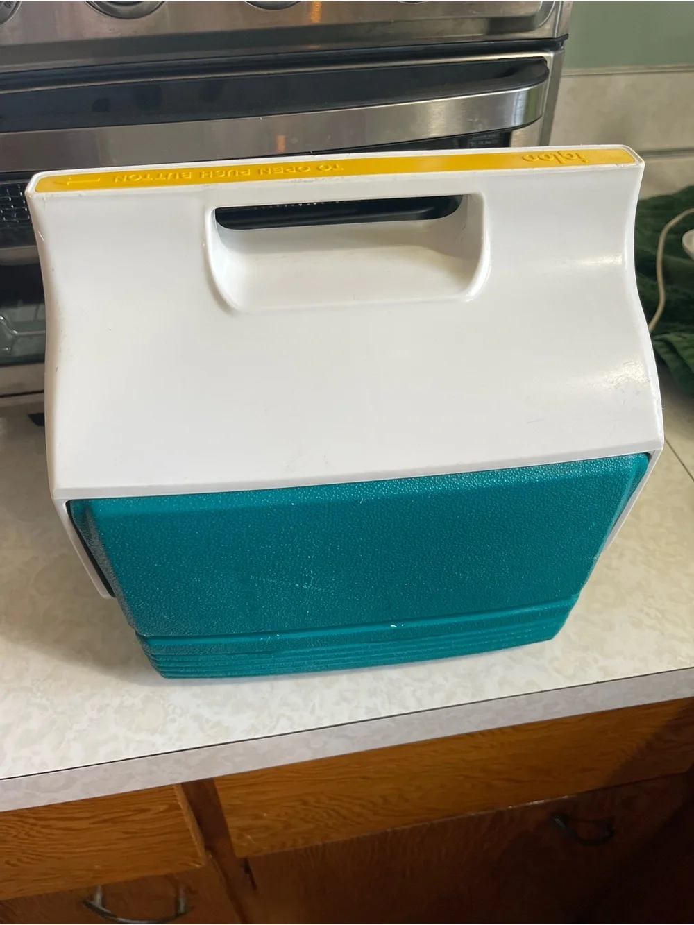 Igloo MiniMate Deluxe Cooler in White and Teal with Purple Logo